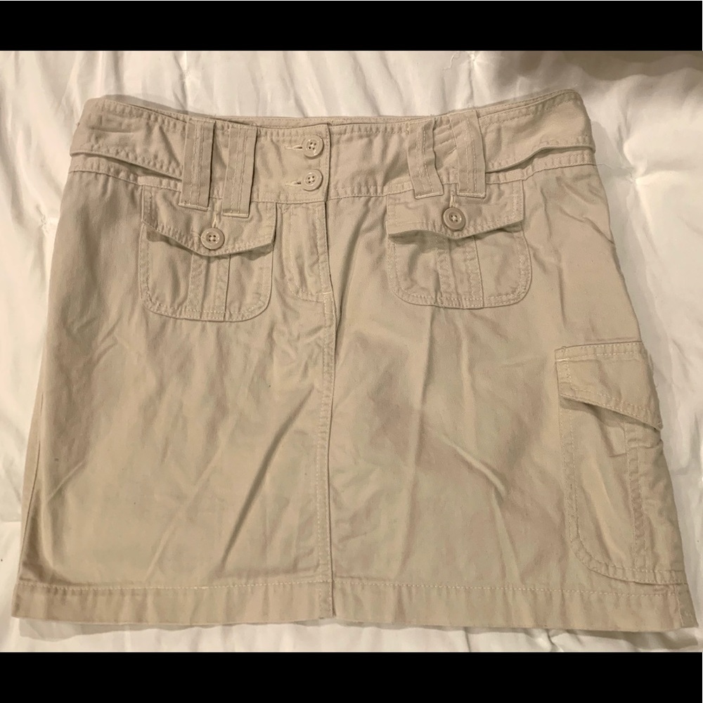 The Limited khaki skirt sz 8
